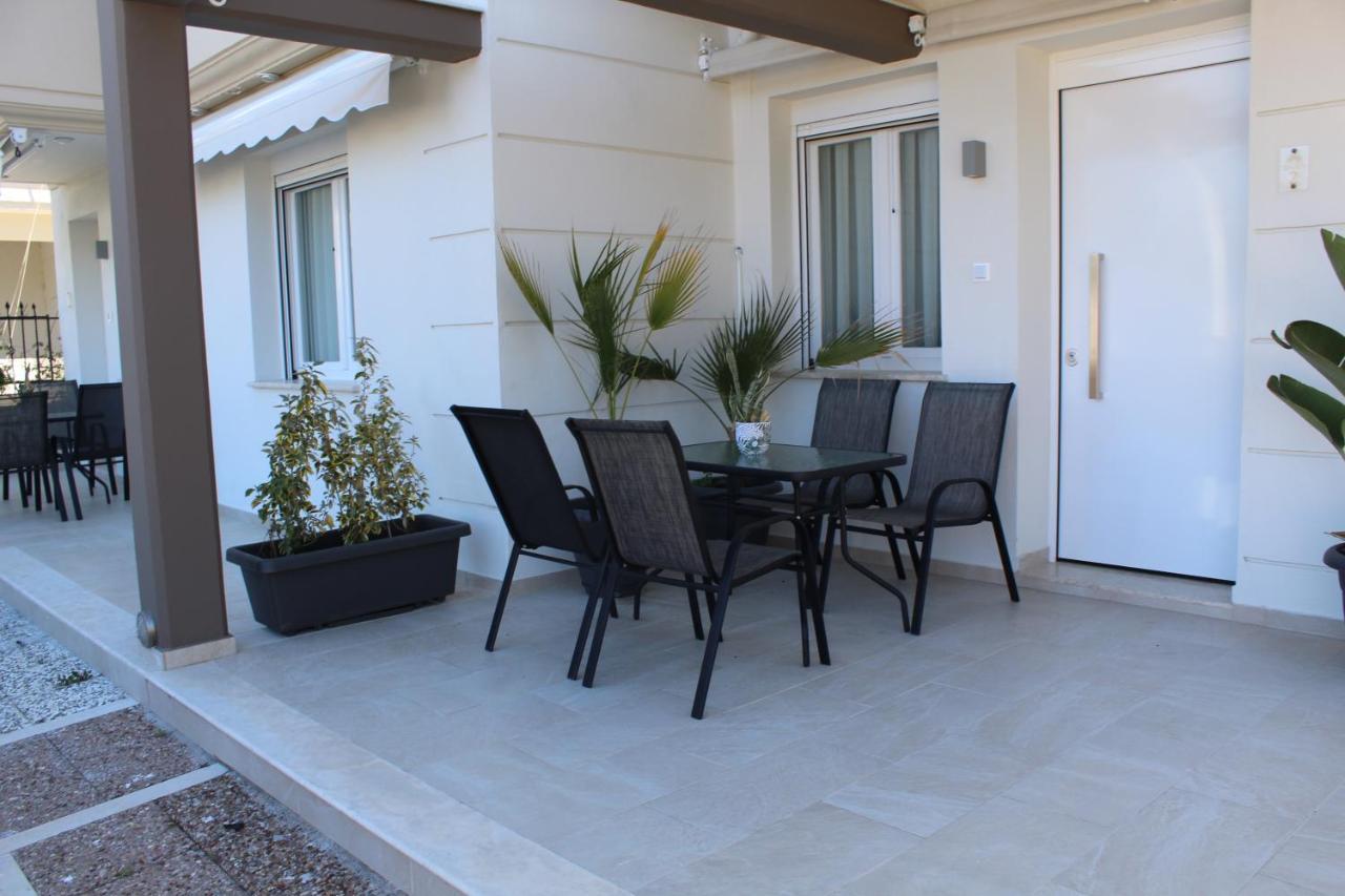 Saan Luxury Living Apartment Nea Kallikrateia Exterior foto