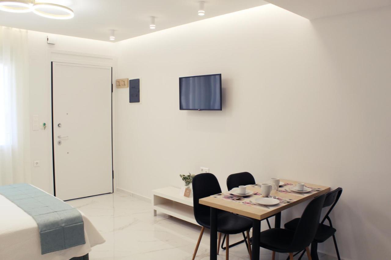 Saan Luxury Living Apartment Nea Kallikrateia Exterior foto